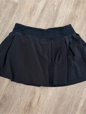 Lululemon Black Pleated Skort